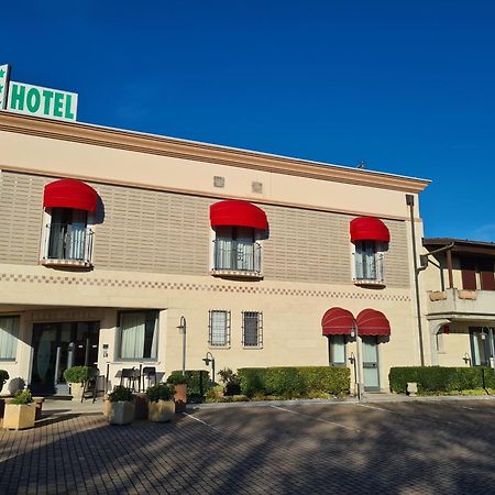 Hotel Lenotel Ngoại thất bức ảnh