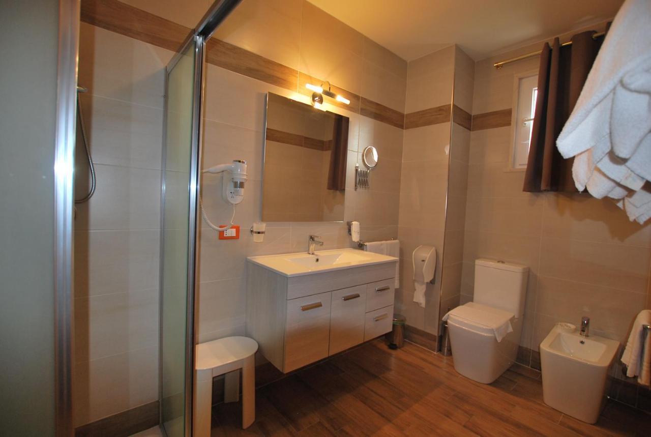 Hotel Lenotel Ngoại thất bức ảnh