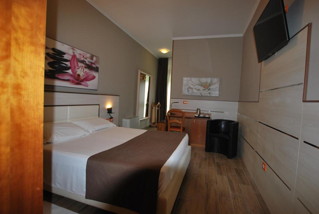 Hotel Lenotel Ngoại thất bức ảnh
