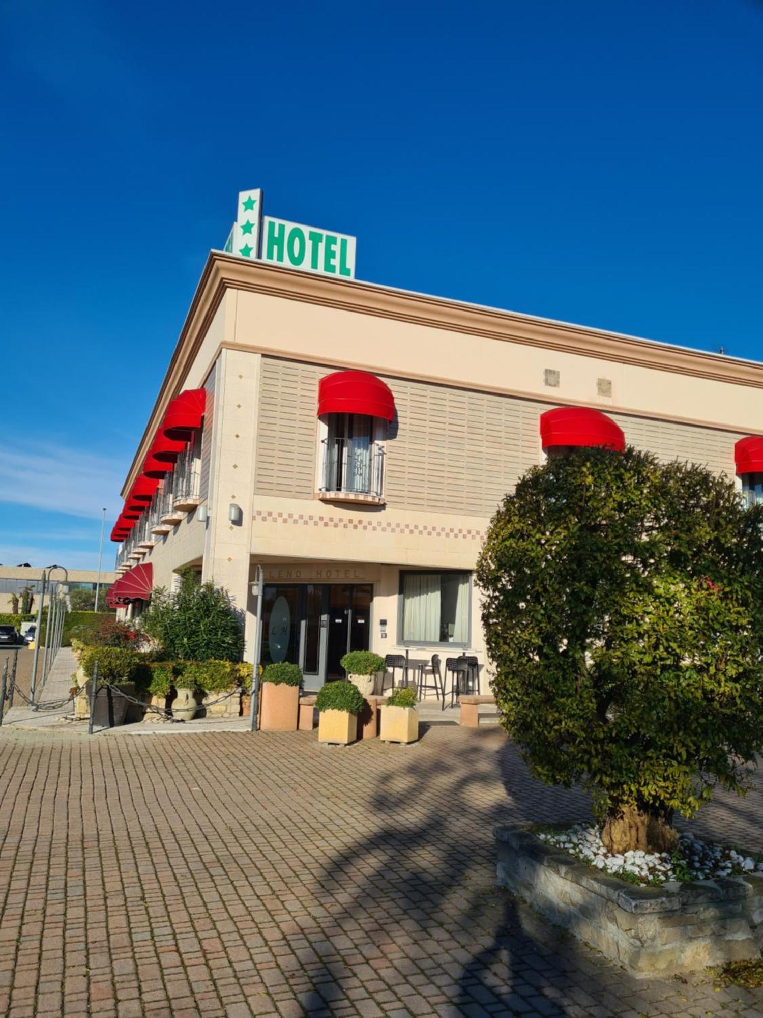 Hotel Lenotel Ngoại thất bức ảnh